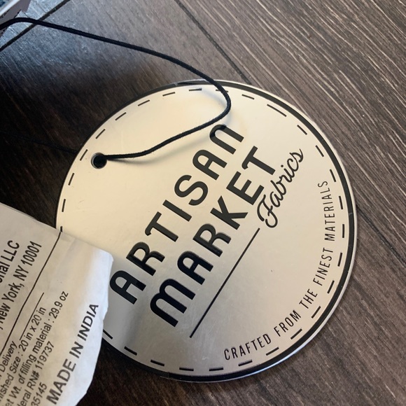 Artisan Market  Checkered  PLAID  Pillow 20x20 Red /Blue - Picture 2 of 5